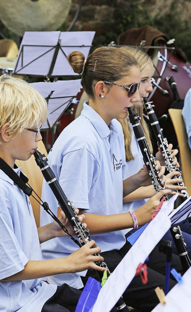 Das Jugendorchester spielte Stcke, di... nach Tschechien prsentieren mchte.   | Foto: Sandra Decoux-Kone