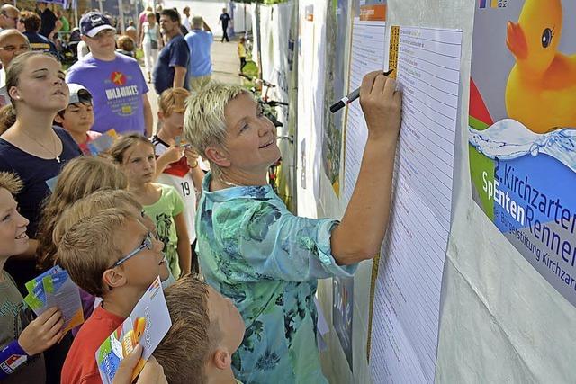 Ente Nummer 1325 in Rekordzeit im Ziel