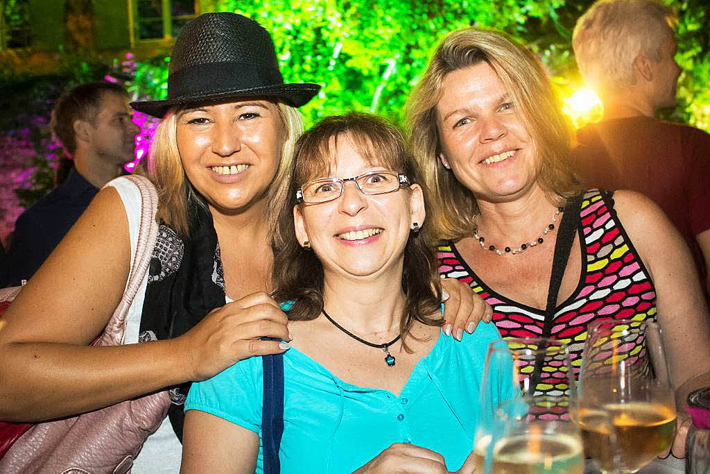 Partylaune bei der Weinparty im Rohanhof.<?ZP?>
