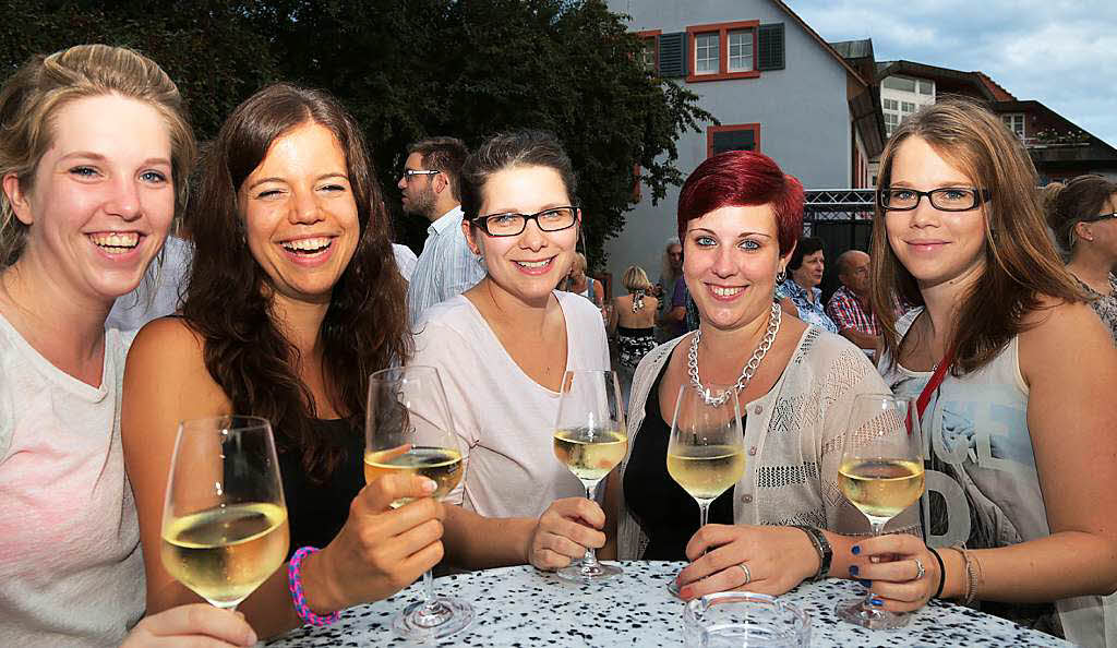 Partylaune bei der Weinparty im Rohanhof.<?ZP?>
