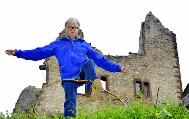 Zur Strkung des Gleichgewichtsinns ha...nkt  von der  Ruine Landeck eingebaut.  | Foto: Dieter Erggelet