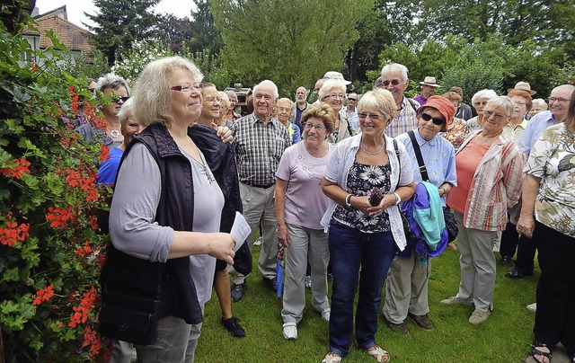 ber Rekordbeteiligung am 3000-Schritt...n&#8220;  in den  Grten am Adelberg.   | Foto: Claudia Gempp