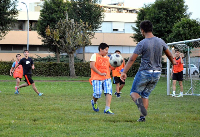 Sport als Mittel, um zu Jugendlichen e...n  Caritas-Jugendtreff Brkle-Bleiche.  | Foto: Sebastian Heilemann