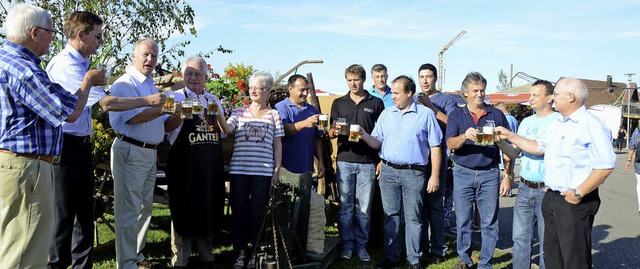 Forchheim. Brgermeister Johann Gerber...eiches 37. Hrdepfel- und Dorffest zu.  | Foto: Roland Vitt