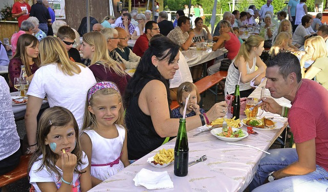 Das  Seefelder Straenfest lockt Gste... &#8211; auch heute zum Festausklang.   | Foto: Sigrid umiger