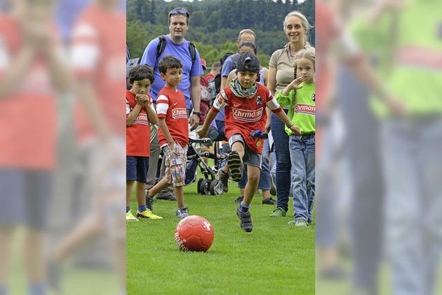 Fuballclub feiert die Saisonerffnung und den 110.Geburtstag