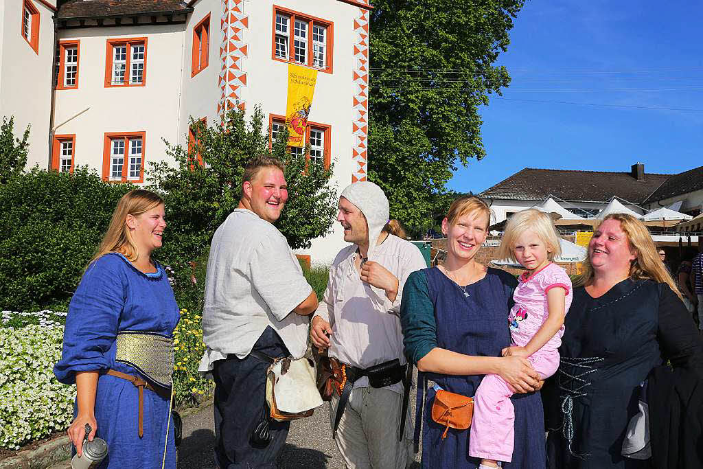 Mittelalterliches Treiben bei den Schlossfestspielen In Schmieheim