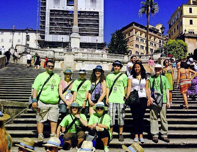 Die Minis der Seelsorgeeinheit  Kander...ngerstete Kirche Trinit dei Monti.    | Foto: privat