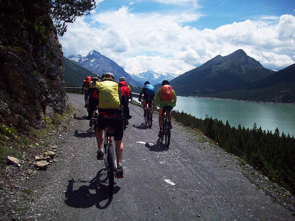 Mit dem Mountainbike ber die Alpen