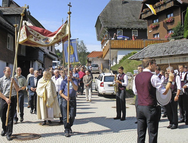 Umzug an Maria Himmelfahrt in Waldau  | Foto: Gaby Beha