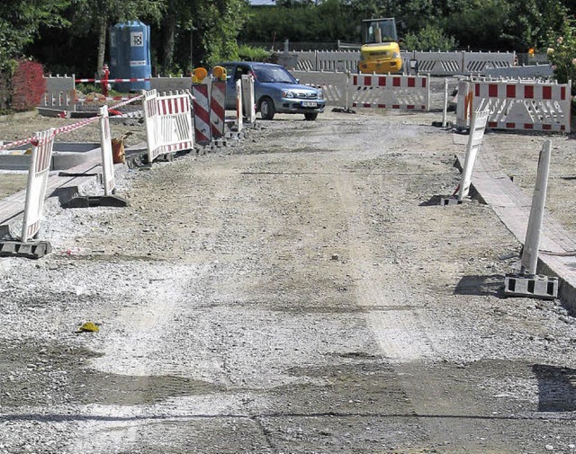 Verzgert hat sich der Ausbau der Goet...burger Strae (hinten) noch gesperrt.   | Foto: gustav rinklin