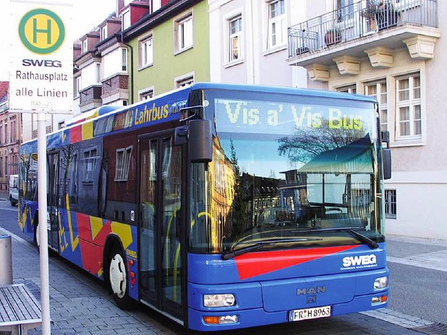 Mit dem Vis--Vis-Bus gelangt man bequem ins elsssische Obernai.  | Foto: BZ