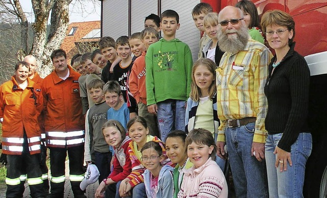 Als Referendarin unterrichtete Angela ...iner Klasse die Feuerwehr Schluchsee.   | Foto: Roswitha Klaiber