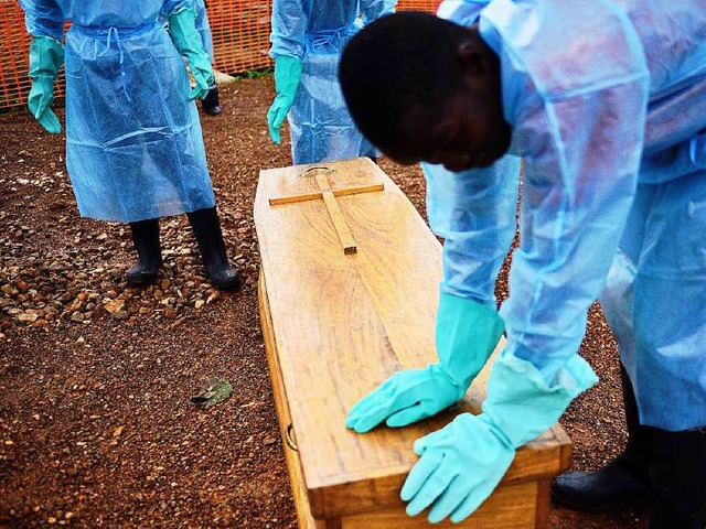 Mehr als 1000 Menschen sind in Westafrika bislang offiziell an Ebola gestorben.  | Foto: AFP