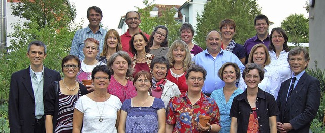 Gruppenbild zum Abschied: Regionalrefe...rn des Pastoralkurses der Erzdizese.   | Foto: Barbara Puppe