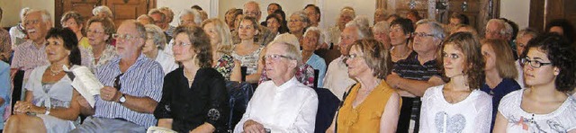 Das Publikum  beim Dozentenkonzert der Sommerakademie  schtzt die Atmosphre.   | Foto: Roswitha Frey