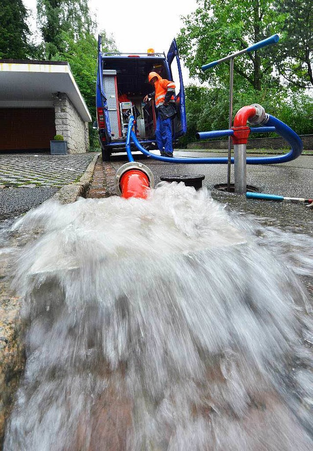 Das Trinkwassernetz Freiburgs wird gesplt.   | Foto: Michael Bamberger
