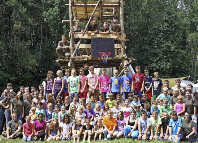 Eine Woche verbrachte die KjG Kappel-Grafenhausen mit 57 Kindern in Sthlingen.   | Foto: Privat