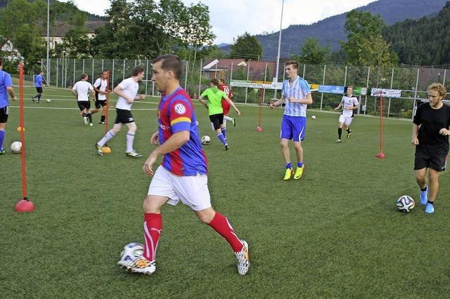 Sieben Zugänge beim FC Simonswald