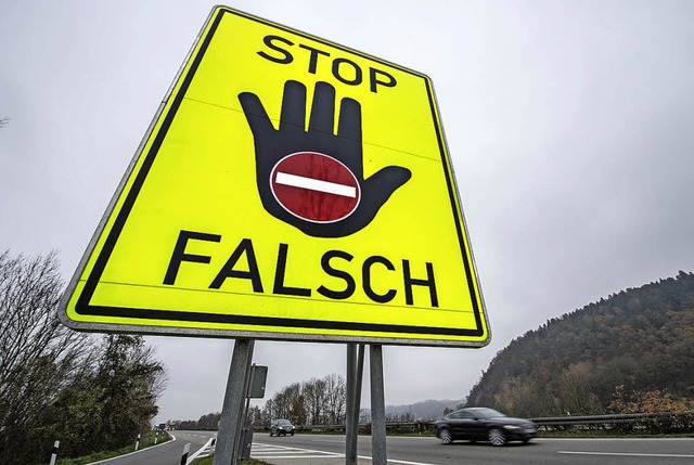 Bislang warnen Schilder vor falschem Auffahren  | Foto: dpa