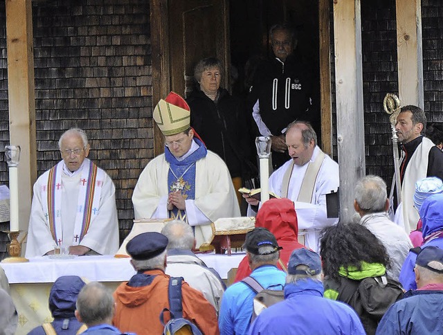 Pater Albert Schaller aus Menzenschwan...an der Klesenza-Kapelle in Vorarlberg.  | Foto: Privat