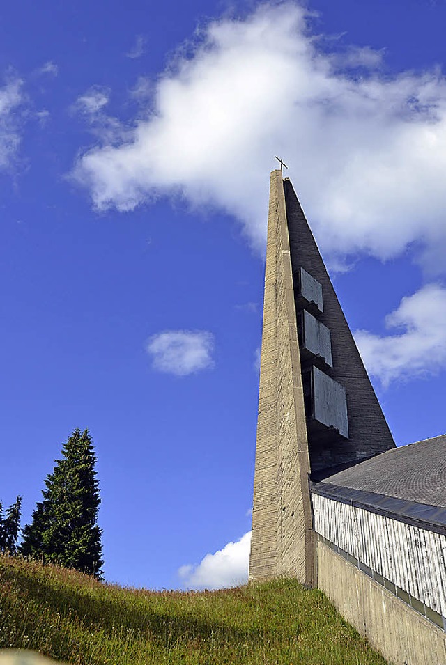 Drinnen: In der Kirche gibt&#8217;s zwlf  Kunstwerke zu sehen.   | Foto: A. Fertl