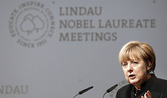 Beim konomie-Nobelpreistrgertreffen ...ngela Merkel  den Sparkurs in Europa.   | Foto: DPA