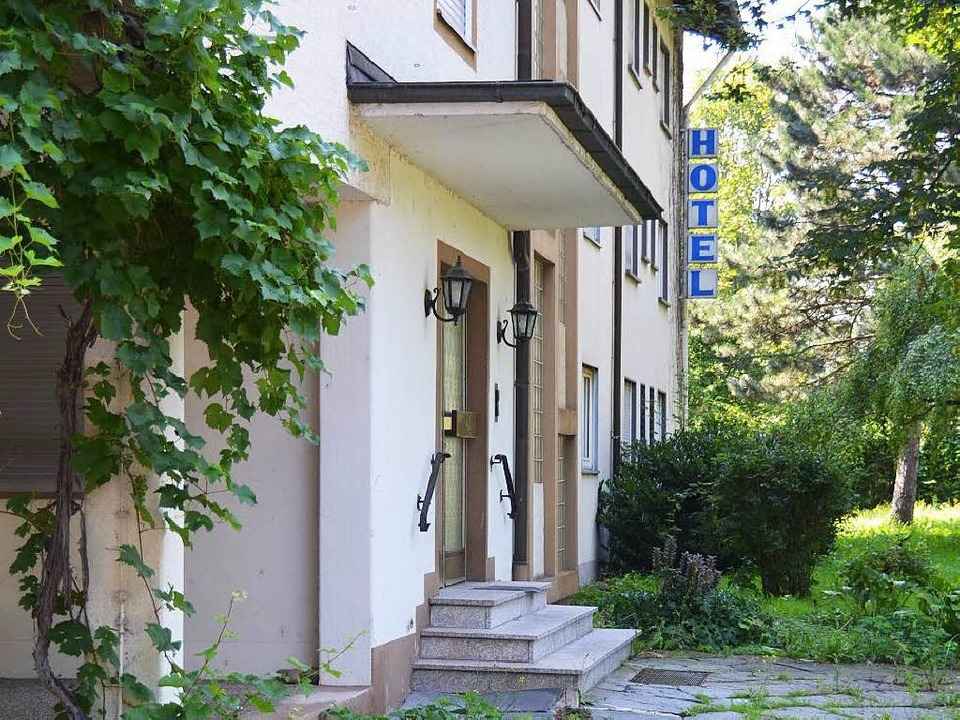 Nach Umbau und Sanierung des G�stehaus...  80 Asylbewerber aufgenommen werden.   | Foto: Babeck-Reinsch