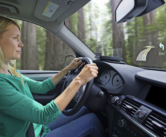 Alles im Blick: Wer sein Auto mit eine...sollte das System zuvor ausprobieren.   | Foto: Navdy