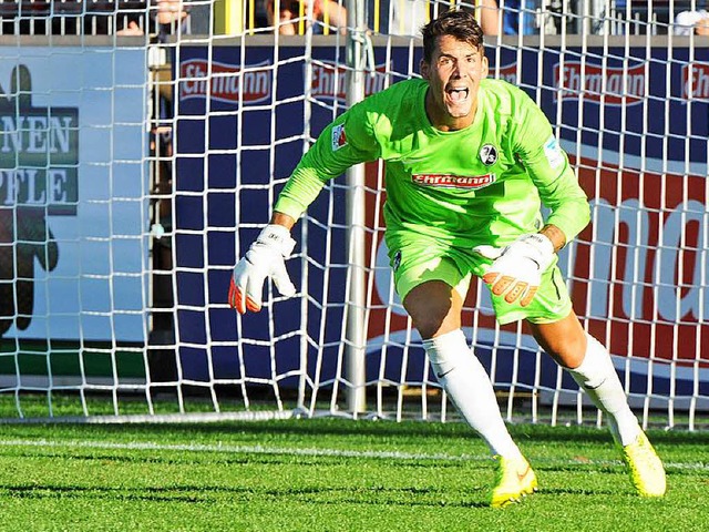 Roman Brki ist die Nummer eins im Tor des SC Freiburg zum Saisonauftakt.  | Foto: Michael Heuberger