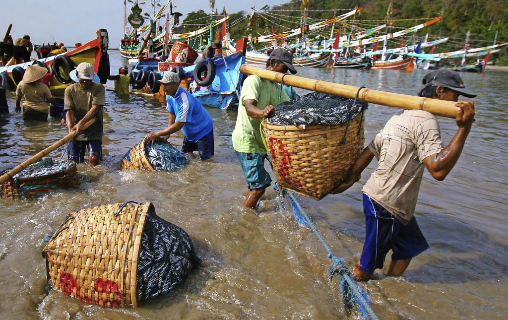Nelayan di Indonesia Punya Pekerjaan Berbahaya – Panorama
