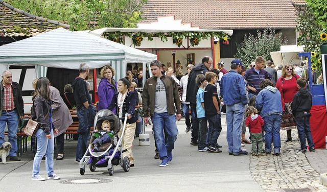 Ungetrbten Feierspa verspricht das Eimeldinger Dorffest.   | Foto: Archiv: Cremer