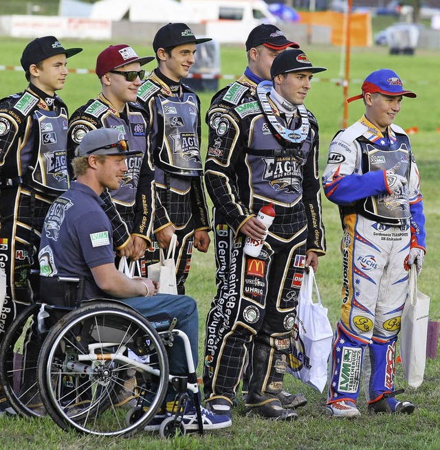 Die Eagles mit Teamchef  Snke Peterse...tn  Max Dilger (Zweiter von rechts).   | Foto:  Alexandra Buss