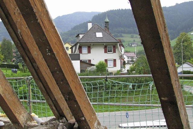 Dachbalken stabil wie vor 100 Jahren