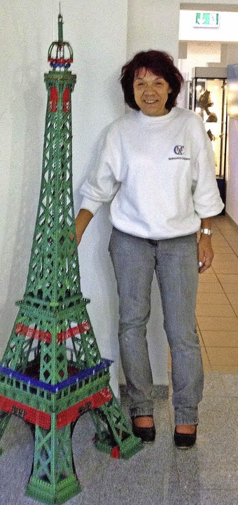Der Miniatur Eiffelturm ist 1,85 Meter hoch.   | Foto: Privat