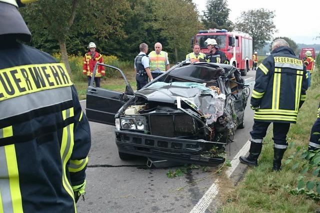 Tdlicher Verkehrsunfall zwischen Merdingen und Ihringen