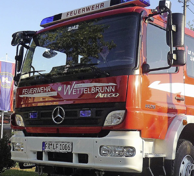 In Wettelbrunn fahren am Sonntag Feuer...und stehen fr  Festbesucher Spalier.   | Foto:  j. Dengler