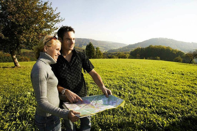 Wandern rund um Lahr, hier ein Paar im Schuttertal  | Foto: Stadt Lahr