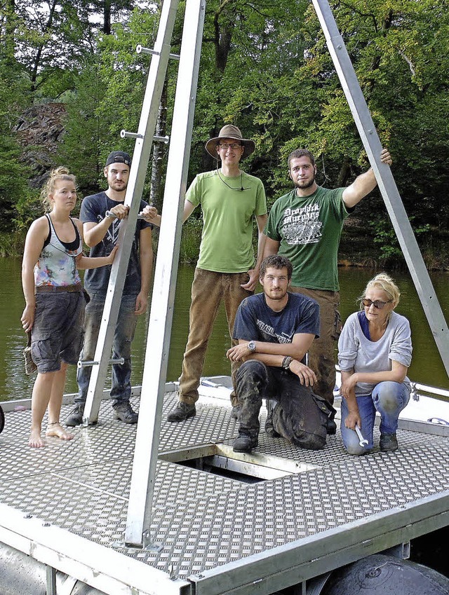 Das Forscherteam hat  bis zu 14 Meter ...es Bergsees in Bad Sckingen gebohrt.   | Foto: Michael Gottstein