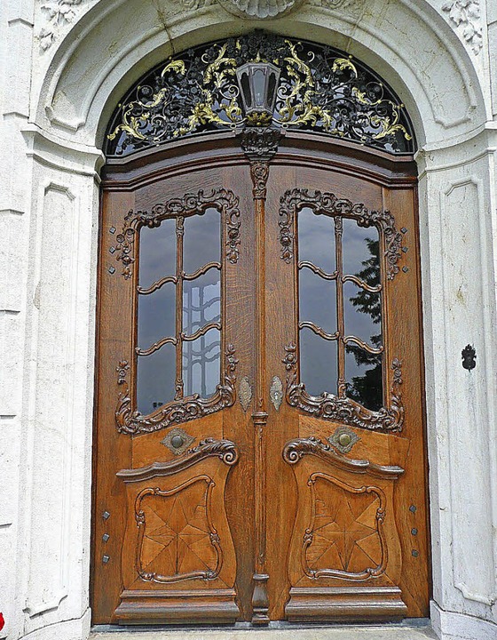 Zweiter Platz: Ein Foto der  Eingangstüre zum Schloss Bürgeln bei Kandern  | Foto: Hans-Dieter Nagel