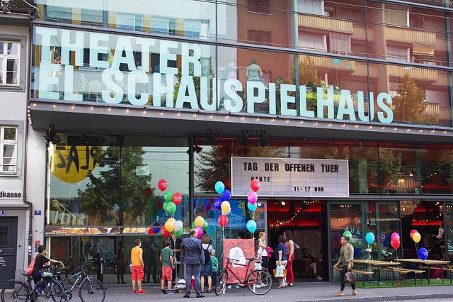 Auch das Schauspielhaus konnte besichtigt werden.   | Foto: Ansgar Taschinski