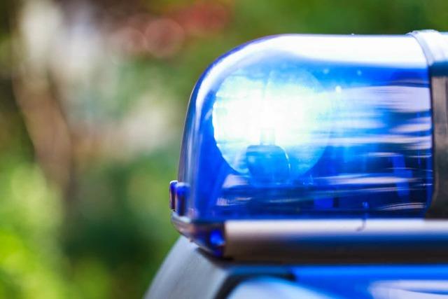 Betrunken und auf Drogen: Fahrer beleidigt Freiburger Polizisten