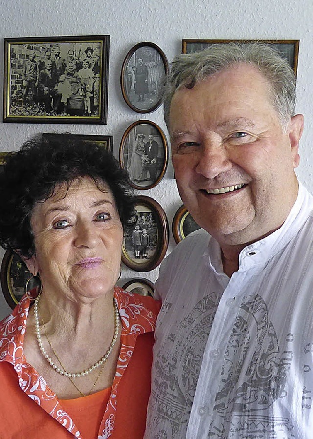 Franz und Renate Prax feierten Goldene...lbes Jahrhundert ein glckliches Paar.  | Foto: Aribert Rssel