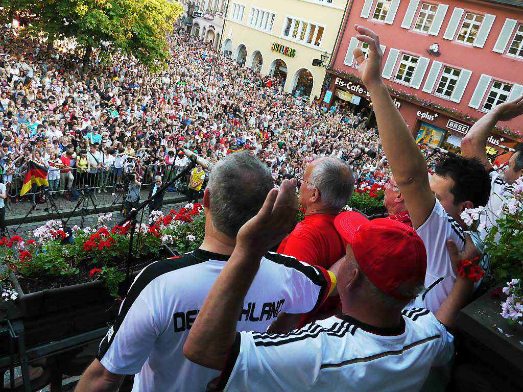 „Jogi’s coming home, he’s coming home“ sang der MV Malterdingen.