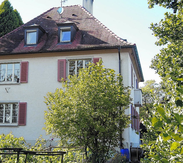 Das heutige Dogerner Pfarrhaus an der ...ae, errichtet im Jahre 1935Bild: Lins  | Foto: Alfred Lins