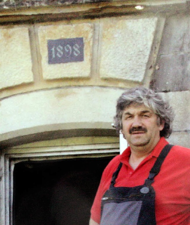 Armin Kreiter vor dem ehemlaigen Wasserreservoir.   | Foto: PRIVAT