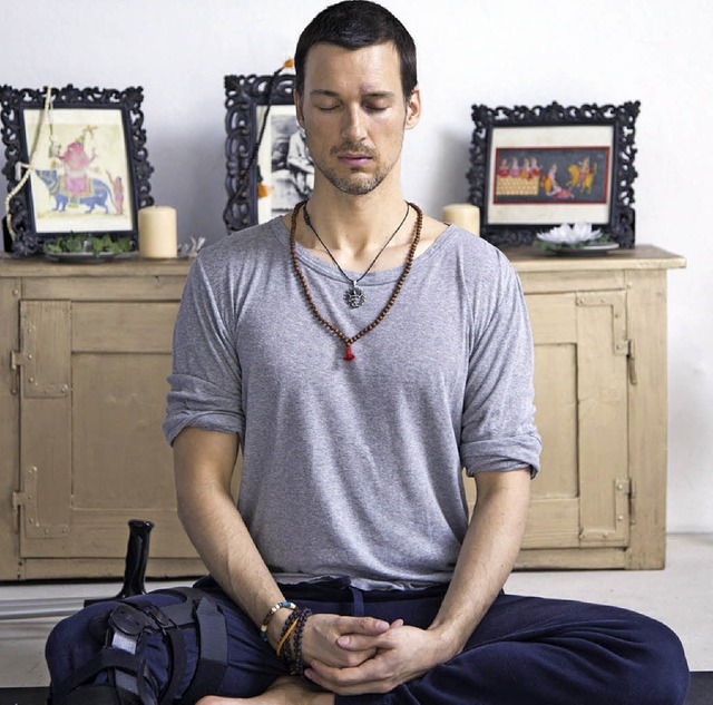 Florian David Fitz als Yoga-Andi   | Foto: dpa