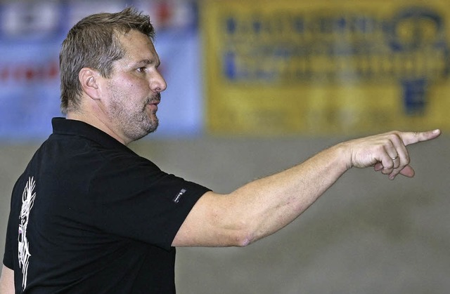 TuS-Trainer Jochen Baumann pausiert.   | Foto: Archiv: Peter Aukthun