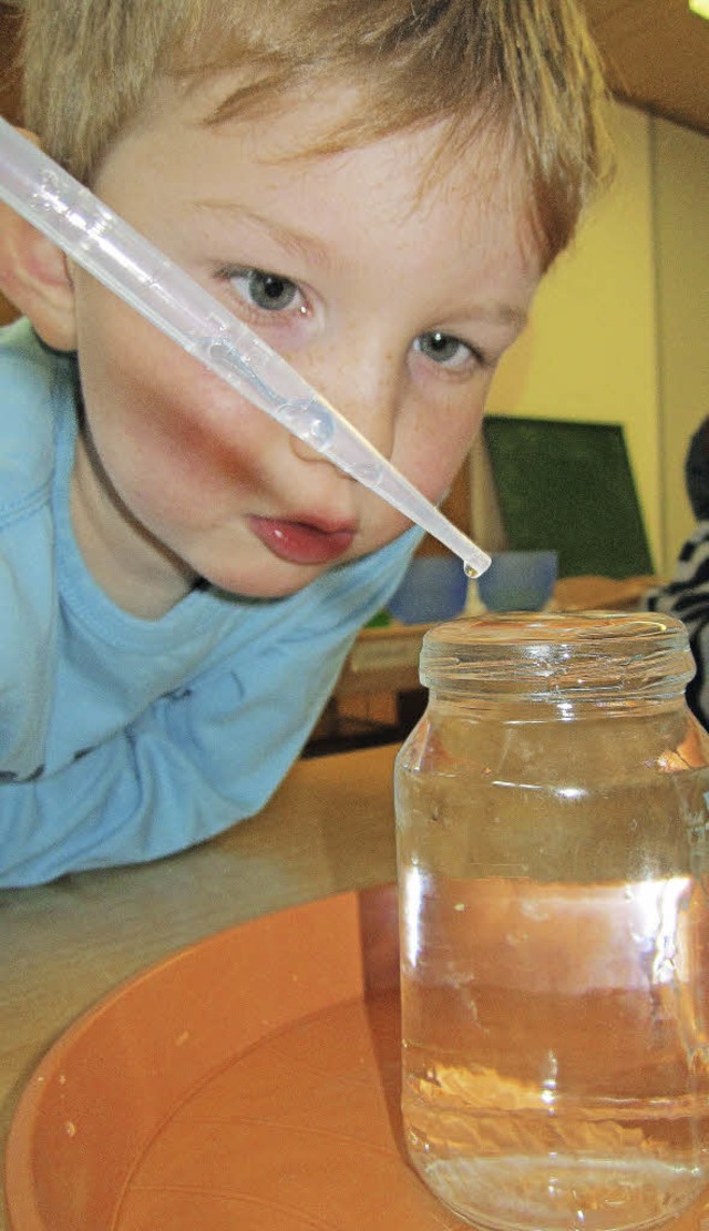 Spannend, die Eigenschaften des Wassers zu erkennen.   | Foto: zvg