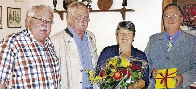 Abschied von der Dorfhelferin: der ehe... und Hauptamtsleiter Jrgen Bertsche.   | Foto: Stadtverwaltung